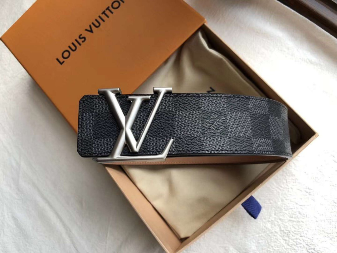 Thắt Lưng Louis Vuitton sở hữu thiết kế tinh tế, chất lượng cao