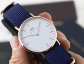 Đồng hồ Daniel Wellington xách tay